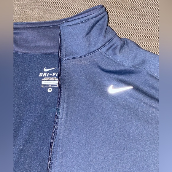 NIKE DRI-FIT ZIP UP SWEATSHIRT - Picture 3 of 11
